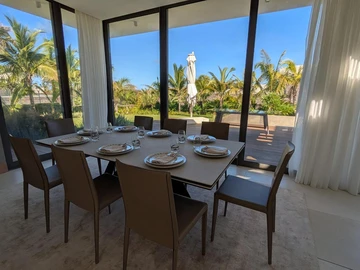 5 Bedroom Villa