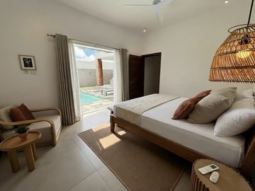 4 Bedroom Villa