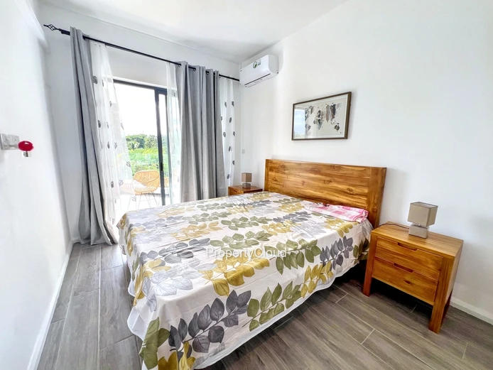 À Vendre - Penthouse De 2 Chambres - Poste Lafayette/Roches Noires