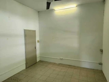 Multipurpose workspace of 300m2