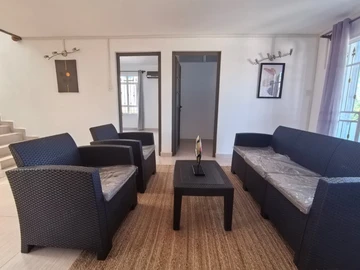 4 Bedroom Villa
