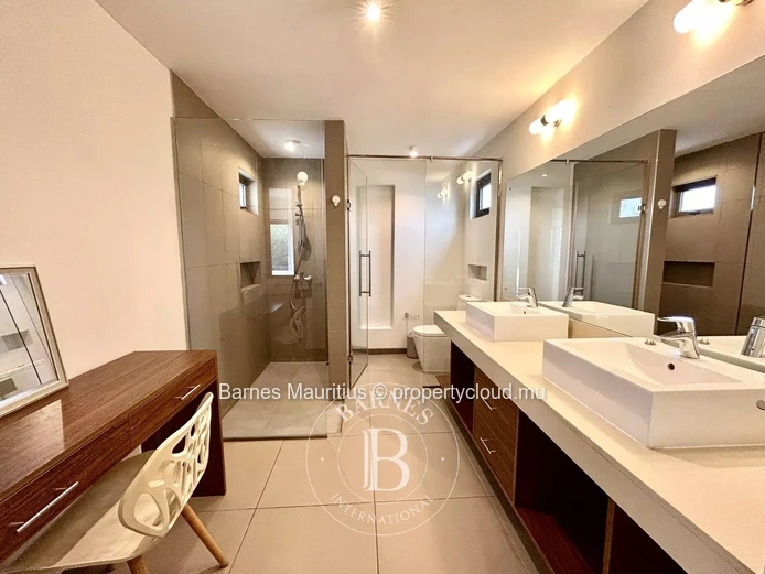 PAILLES - Villa en location - 3 chambres