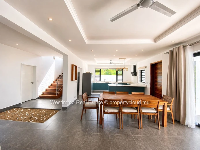 Trou aux Biches - Magnificent modern 5-bedroom en-suite furnished villa with swimming pool for rent