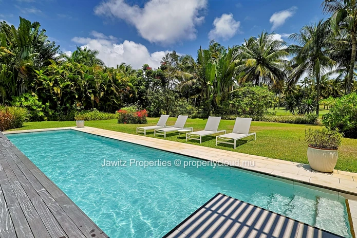 A Contemporary Haven in a World-Class Golf Resort