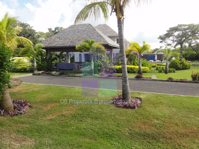 Stunning 4 Bedroom Villa 