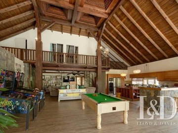 4 Bedroom Villa