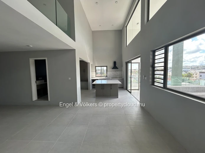 Exclusive 3-Bedroom Loft with Mountain Views and Private Plunge Pool – Flic en Flac
