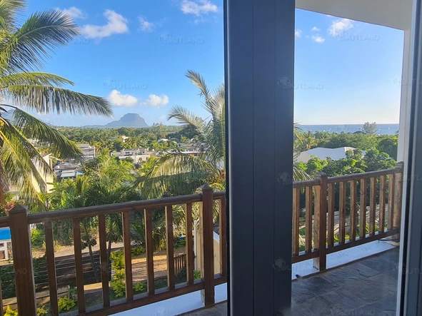 2 bedroom apartment with breathtaking view on Le Morne