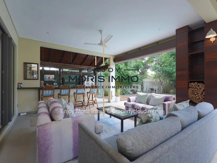 Contemporary Villa 3 Ensuite Bedrooms for Sale – North Mauritius | Private Pool
