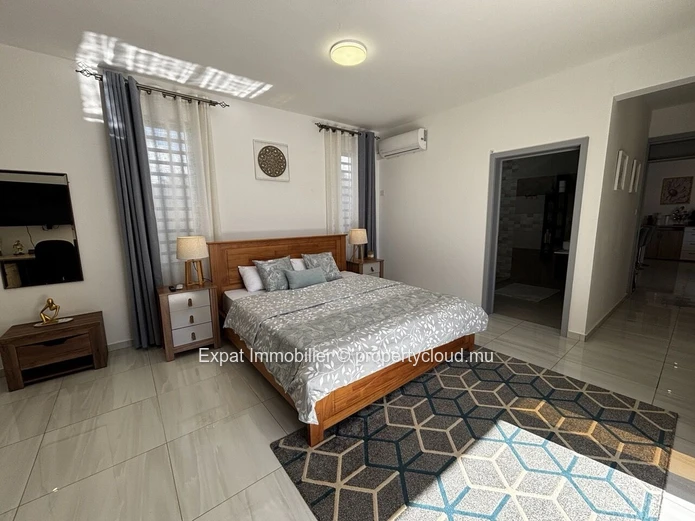SINGLE-LEVEL VILLA WITH 3 BEDROOMS, SWIMMING POOL AND TROPICAL VERANDA – Grand Baie