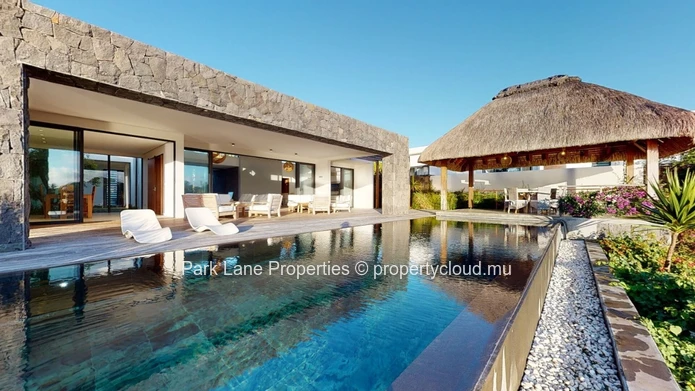 Villa for sale at Azuri.