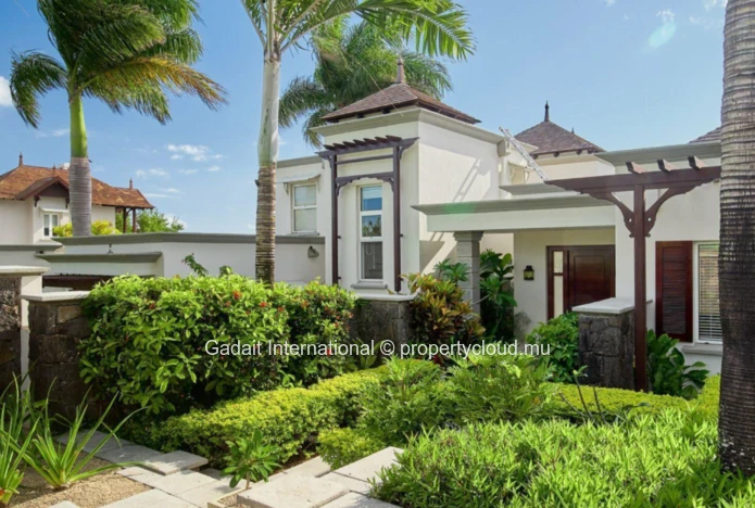 Bel Ombre luxury villa with golf view for sale | Heritage Villas Valriche –Mauritius
