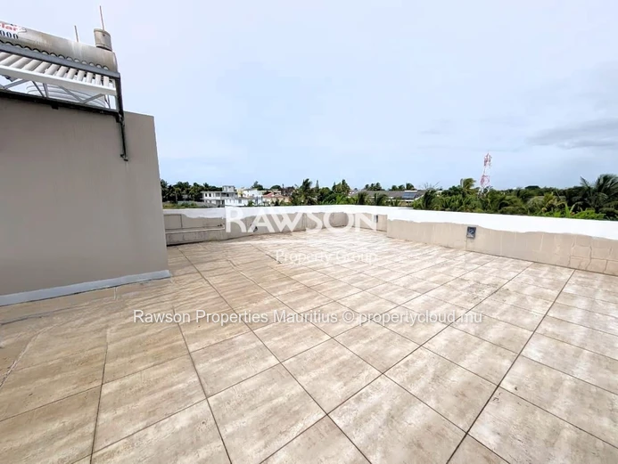 Villa Spacieuse De 4 Chambres Avec Rooftop Et Grande Piscine | Grand Gaube