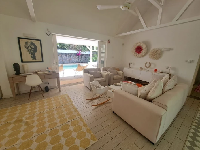 Pointe aux Canonniers - Maison typique mauricienne de 3 chambres avec piscine (Mandat exclusif)