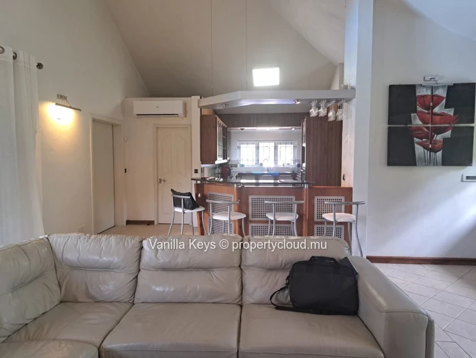 Live the Tropical Elegance -Local Investment Only