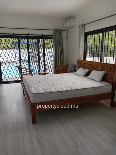 Villa Neuve à Vendre – Calodyne (Achevée en août 2025)
