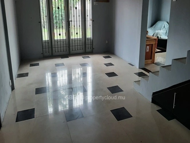 4-Bedroom Family House for Sale in Centre Vacoas, Mauritius