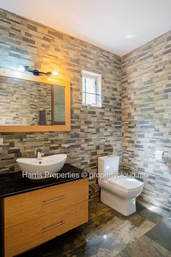 À vendre – Villa de plain-pied à 200 mètres de la plage – Pointe aux Piments