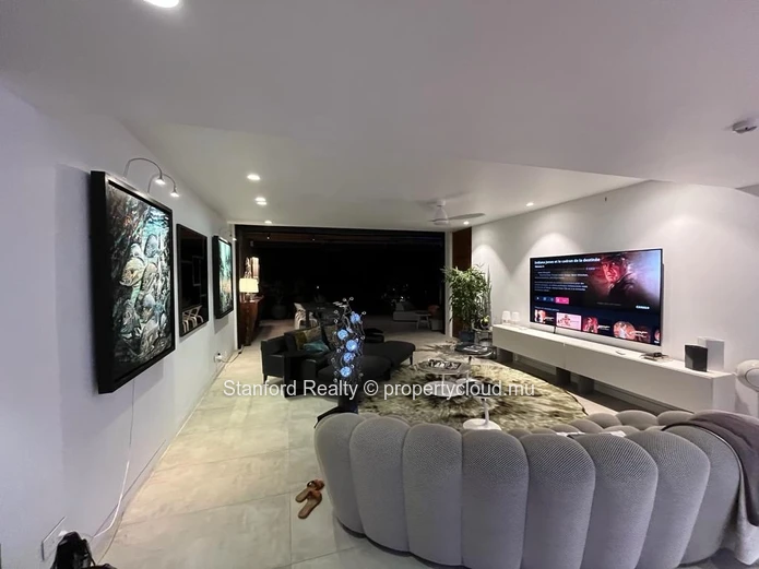 Appartement en Rez-de-Chaussée en Front de Mer – 3 Chambres en Suite, Grand Baie 