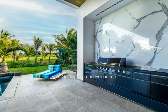 Vivez l’élégance tropicale : villa 4 chambres à Azuri Ocean & Golf Village