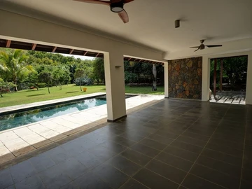Maison de 4 Chambres