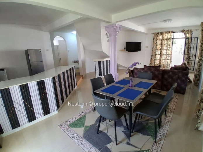 Péreybère – Ground Floor Apartment With Pool In A Sought-After Neighborhood