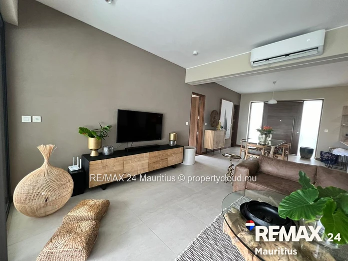 3 Bedroom Apartment At Le Savoy Apartments