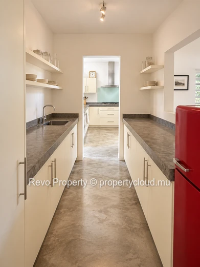Your Pereybere Home, Just Steps from the Beach