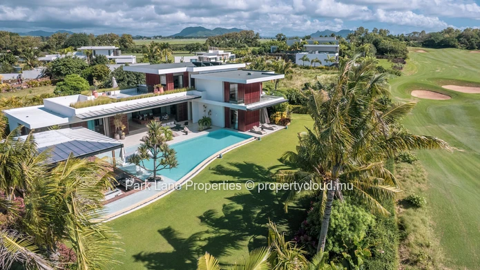 Luxury Villa in Anahita Mauritius – Contemporary Elegance in a Prestigious Estate