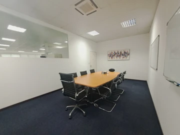 Fully furnished  office for rent in the heart of Ebene<br/> <br/><br/> <br/>