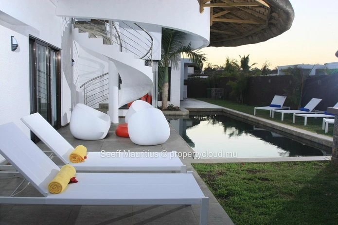 Villa d'Exception avec Roof-Top à Pointe aux Piments