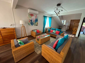 5 Bedroom House