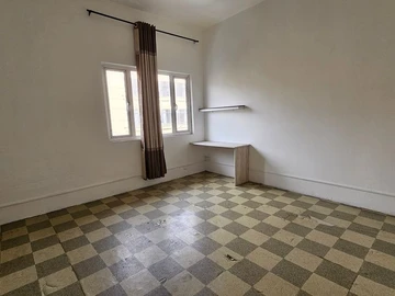 4 Bedroom Apartment