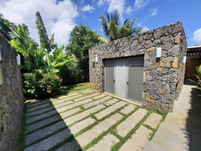 Luxury Rental at Anahita: Magnificent 5-Suite Villa, Private Pool & Golf View