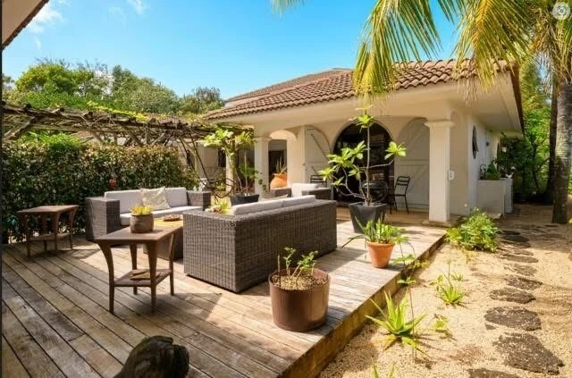 Character Villa In The Heart Of A Tropical Garden