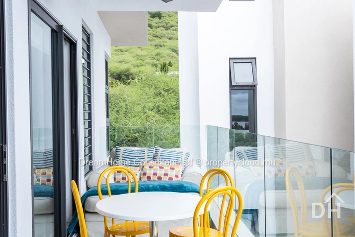 Élégant Penthouse de 3 Chambres avec Vue sur l'Océan & Jacuzzi | Tamarin