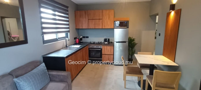 Flic en Flac Dans Morcellement fermé, Maison neuve meublée de 3 càc 3 sdb + studio independant sur 132 toises terrain... (Mandat exclusif)