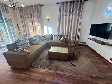 3 Bedroom Townhouse, Duplex