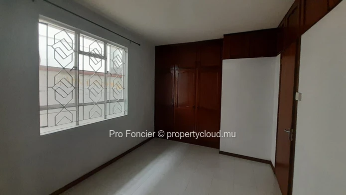 Maison à vendre à Beau-Bassin - Grande demeure familiale avec excellent potentiel
