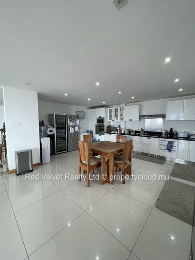 Luxury Duplex Penthouse – 570sqm Interior with 165sqm Rooftop Terrace & Mountain Views