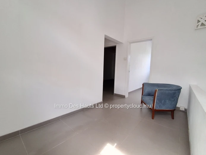 Duplex de 3 chambres en vente floreal 