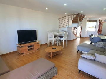 2 Bedroom Townhouse, Duplex