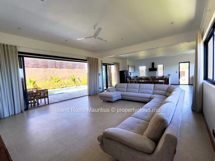 Villa prestigieuse de 4 chambres, en location à Péreybère