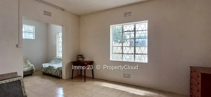Maison / Villa - 4 chambres - Port Louis - Ref. MA98600VE