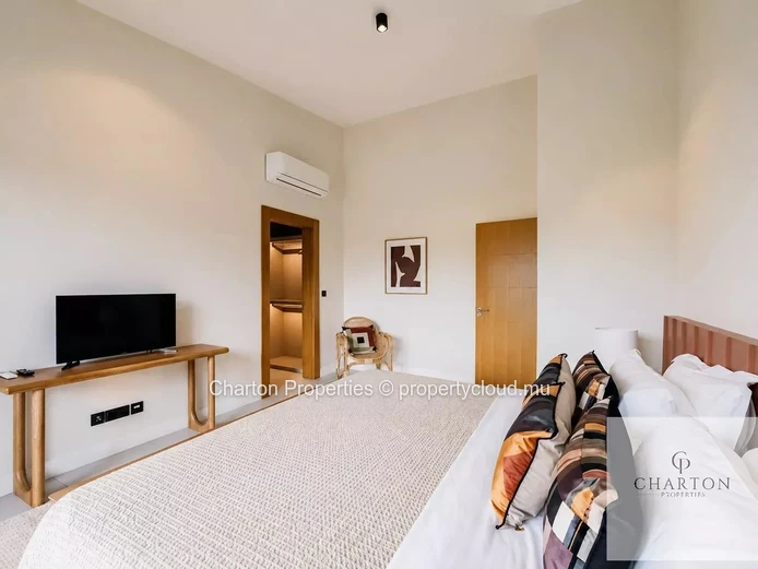 Villa 4 chambres de plain-pied - L'art de vivre l'exception au pied de La Tourelle