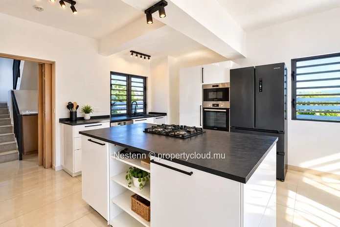 Une Maison Moderne, Élégante et Pleine de Vie