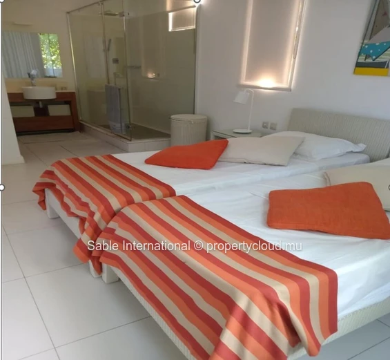 Luxury Apartment in Tamarin, Rivière Noire - Black River Area with Mountain & River Views, Pool, and More! 