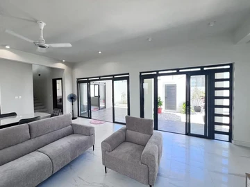 4 Bedroom Villa