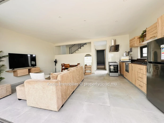 Duplex Moderne  Et Confortable