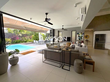 4 Bedroom Villa